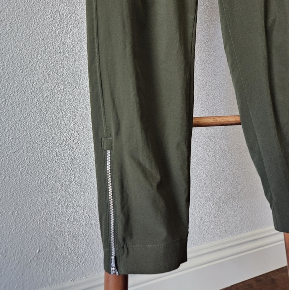 Athleta Brooklyn Heights High Rise Jogger Pants - Picture 8 of 13